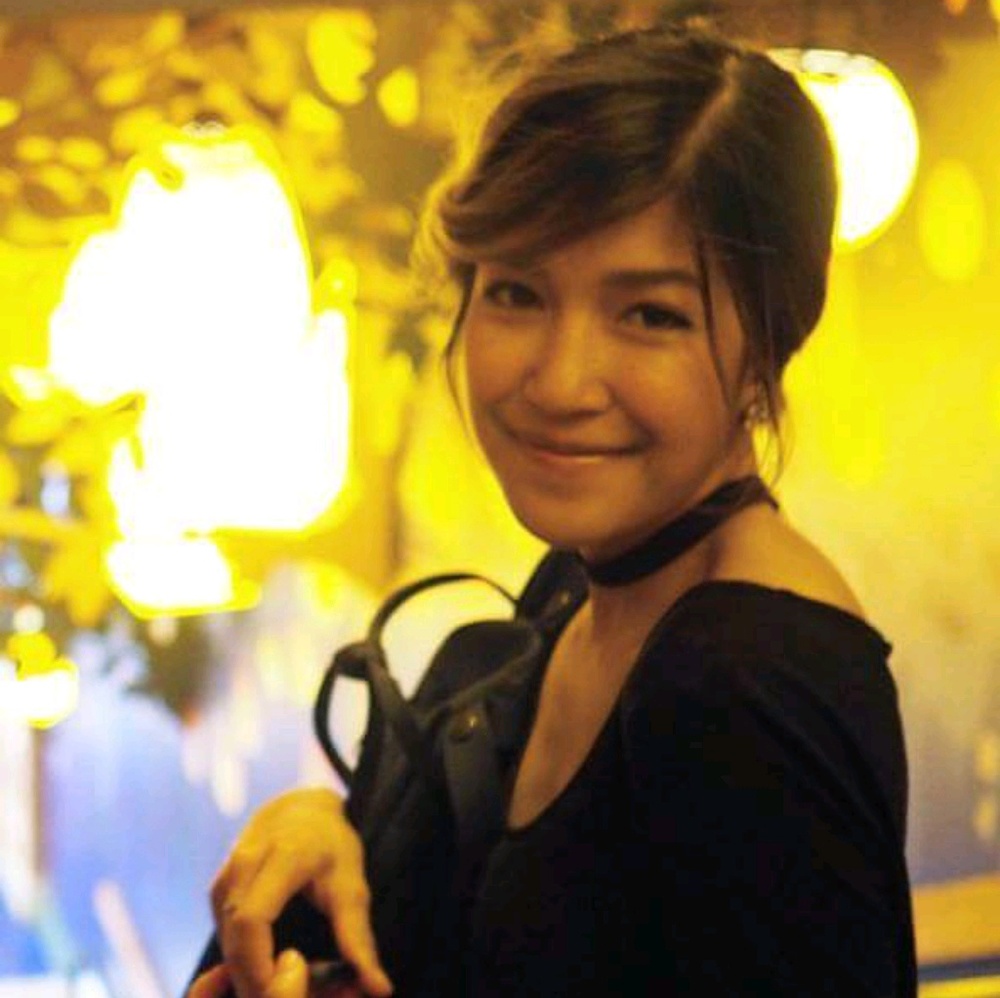 Meet your Posher, Demi